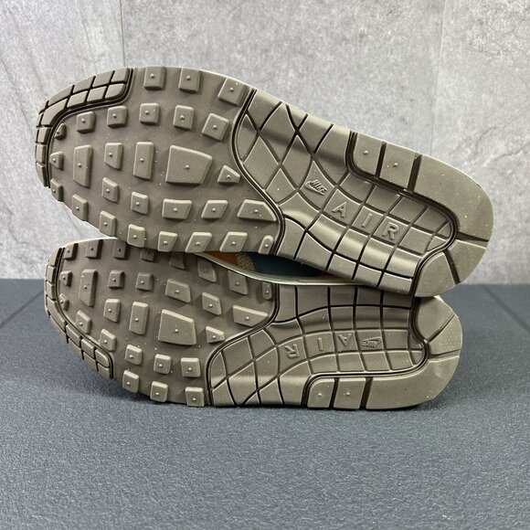 Nike Air Max 1 Light Madder Root Size 8.5 Mens Sneakers - Picture 10 of 13